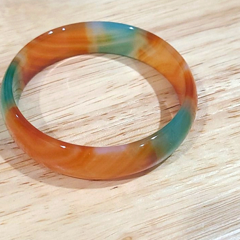 Jadeitite bracelet